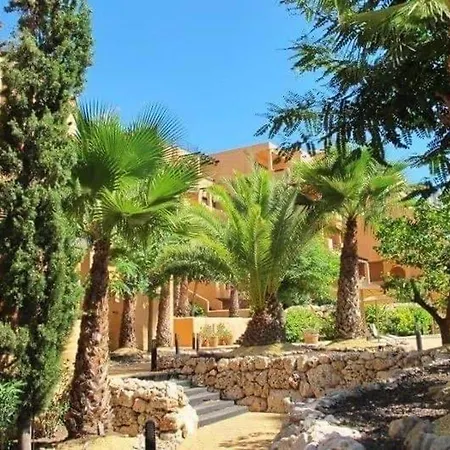 Apartment Villamartin Only Short Walk To Villamartin Plaza Alicante