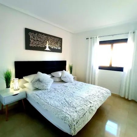 Villamartin Only Short Walk To Villamartin Plaza * Alicante